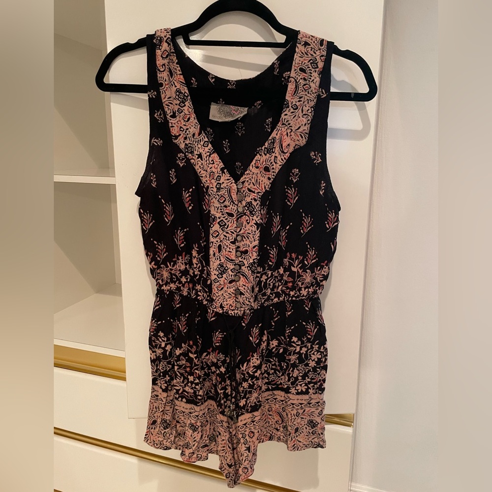 XS Ecote Black and pink romper from urban outfitters